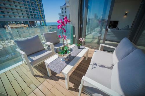 Phenomenal&modern Apartment With A Sea View