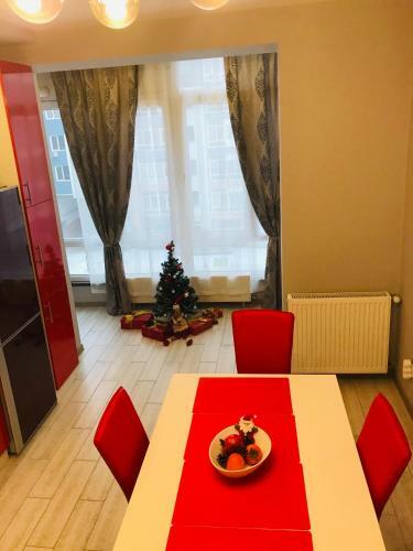 Luxury Apartments Melnyka 10