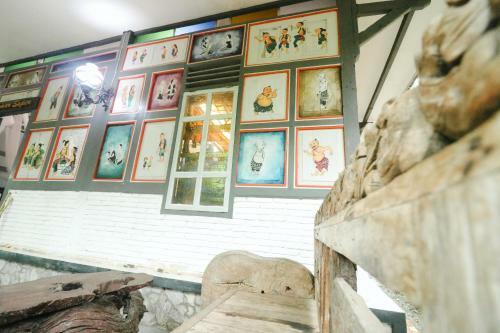 Hotel Kampoeng Semar Borobudur