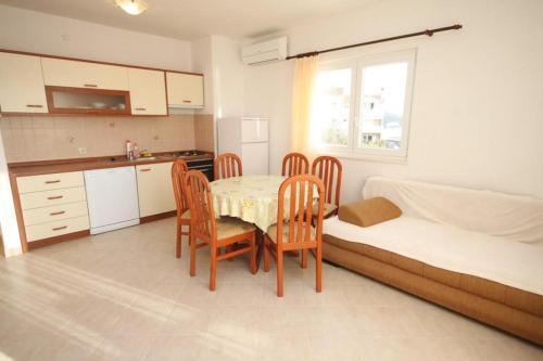 Apartment Rogoznica 7515c