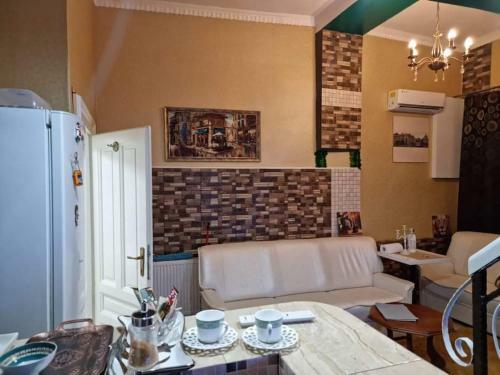 Villa Ultracentral For 6 Friends Apartments