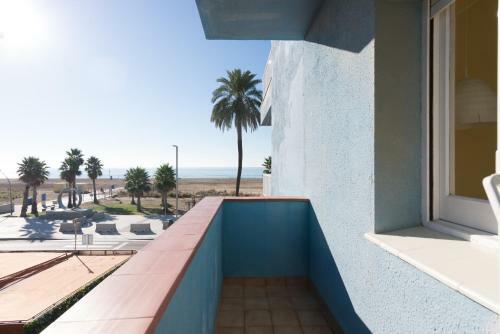 Apartamento En 1era Linea Mar Con Terraza De 25m2