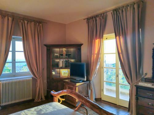 Villa Theresia - Luxury Pool Villa W 180� Views