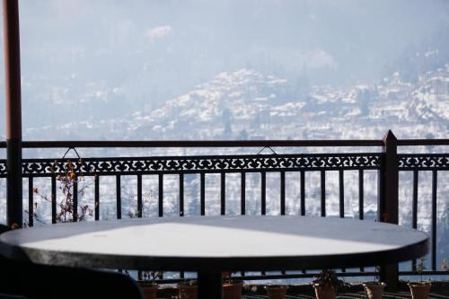 Bed & Breakfast Himalayan View (rooms And Rooftop Cafe)
