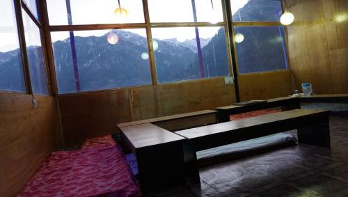 Bed & Breakfast Himalayan View (rooms And Rooftop Cafe)