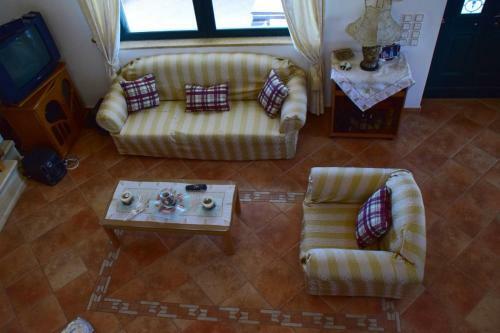 Villa Avlos