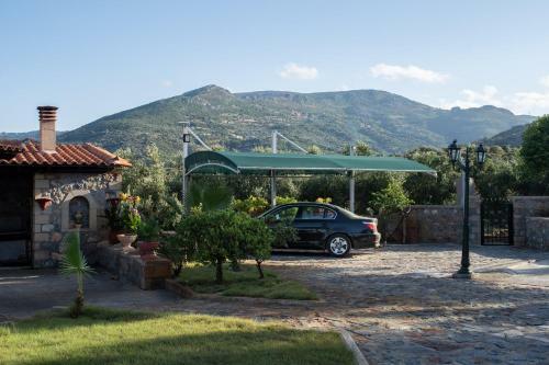 Villa Avlos