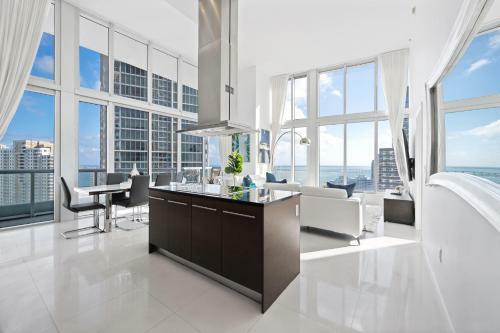 Apartamento Iconic Luxurious High Ceilings Unit Brickell W
