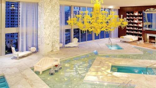 Breathtaking Ocean View Unit Icon Brickell W