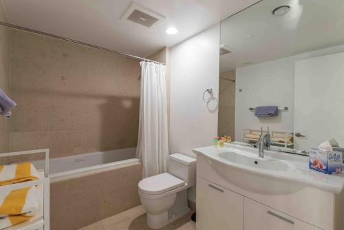 Icon Stunning Studio W Brickell Free Spa