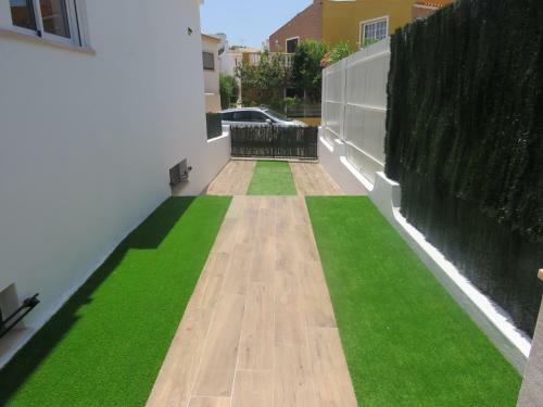 Moradia Geminada V2- Piscina Privada
