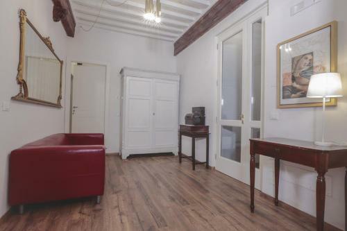 Hostal San Pierino Charming Rooms