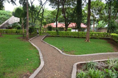 Hotel Honey Badger Lodge