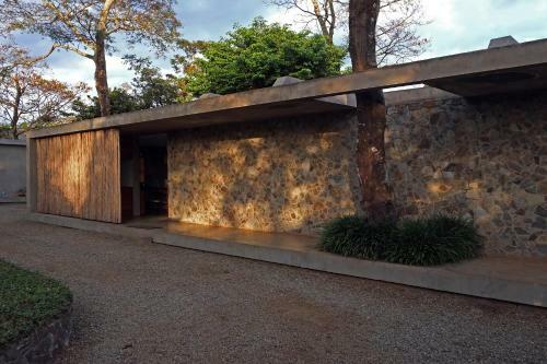 Kaliwa Lodge