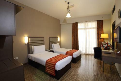Florida International Hotel