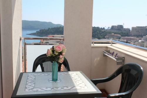 Mila & Aleksandr Apartments