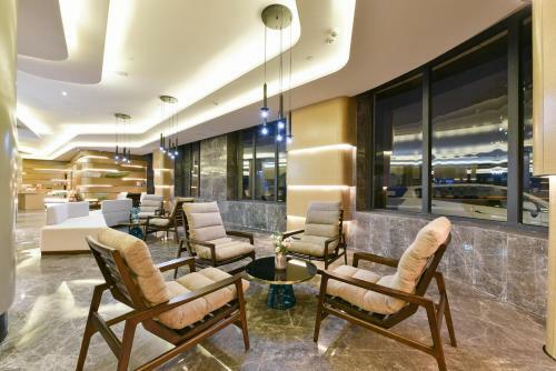 Atour Hotel Baotou Xitu