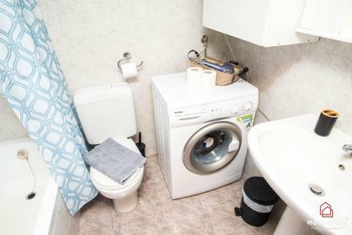Pk Luxury Apartment, Feels Like Home