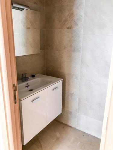 Apartamento Mehdia Beach Condo