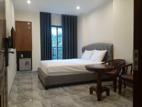 Peace Hotel