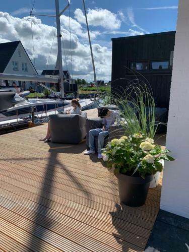 New High End Waterfront Family Villa