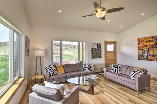 Big Timber Nature Retreat With Mountain Views!