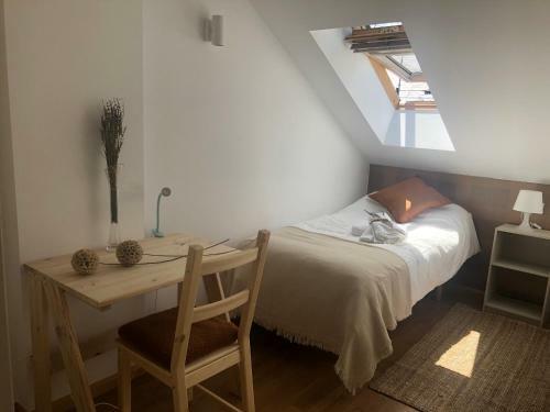 Apartamento El Cuchi De Tril, C�ntrico, Wifi, Ascensor Y Garaje