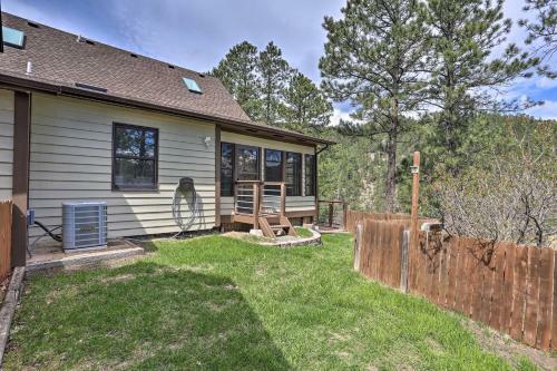 Keystone Getaway Cabin With Mount Rushmore View