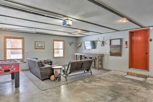 Keystone Getaway Cabin With Mount Rushmore View