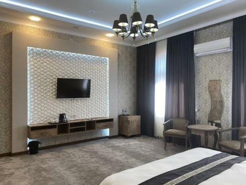 Archie Family Hotel