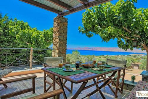 Filokalia 3 - Vacation House With Sea View