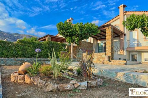 Filokalia 3 - Vacation House With Sea View