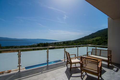 Villa Nikola - Big Terrace Apartments