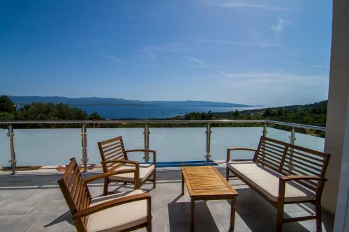 Villa Nikola - Big Terrace Apartments