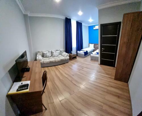 Hostal Nobi Guest House