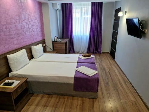 Hostal Nobi Guest House