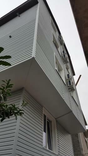 Hostal Nobi Guest House
