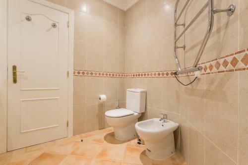 T2 Tennis Apartment