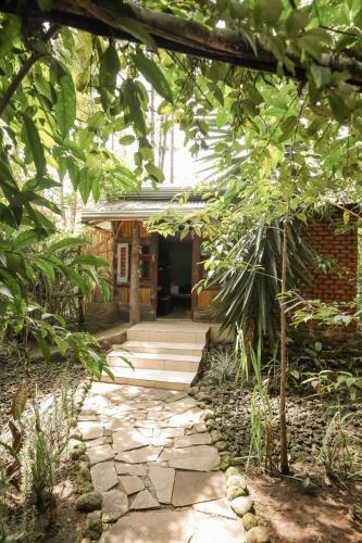 Bed & Breakfast Fravan Eco Resort