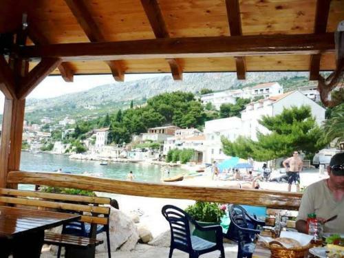 Apartments Petar Btw. Split And Omi?