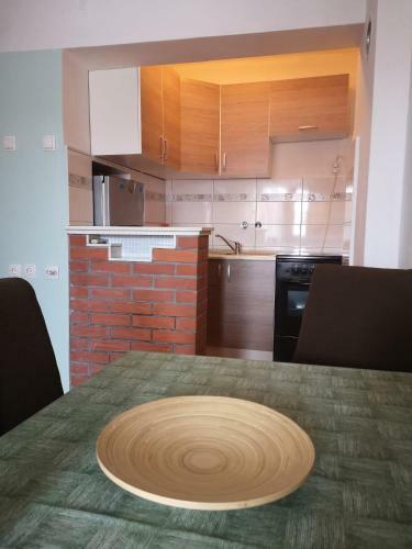 Apartments Petar Btw. Split And Omi?