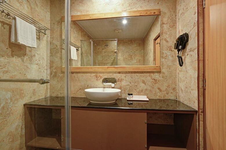 Hotel Summit Montana Suites & Spa