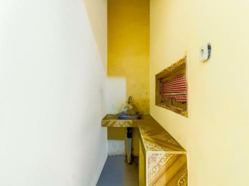Hotel Oyo 90852 Madani Guesthouse