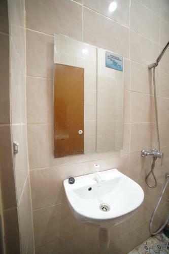 Hotel Oyo 90830 Multatuli Guest House