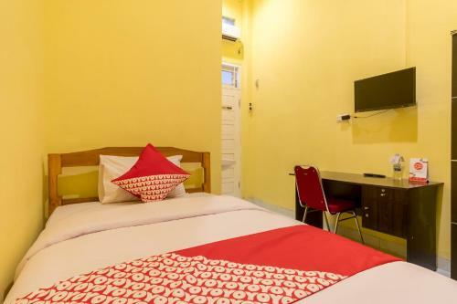 Hotel Oyo 447 Hutasimo Residence