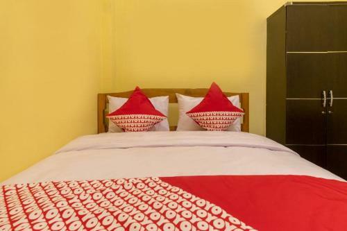 Hotel Oyo 447 Hutasimo Residence