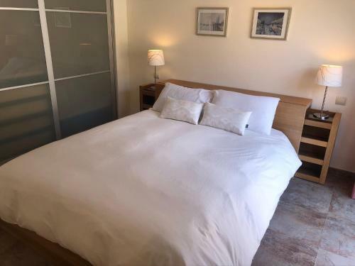 Stunning Family Friendly Villa In Monte Mayor