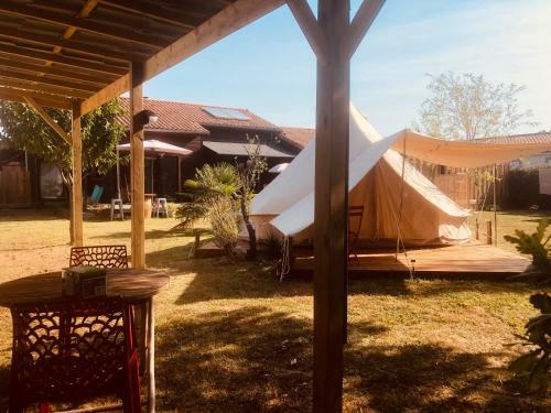 Hostal Domaine Ovaline