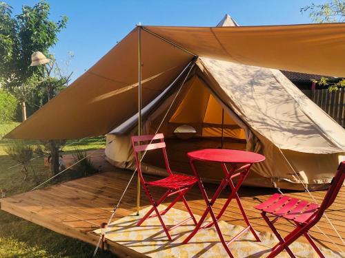Hostal Domaine Ovaline