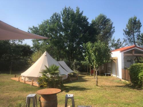 Hostal Domaine Ovaline